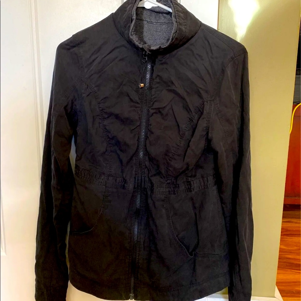 Lululemon jacket